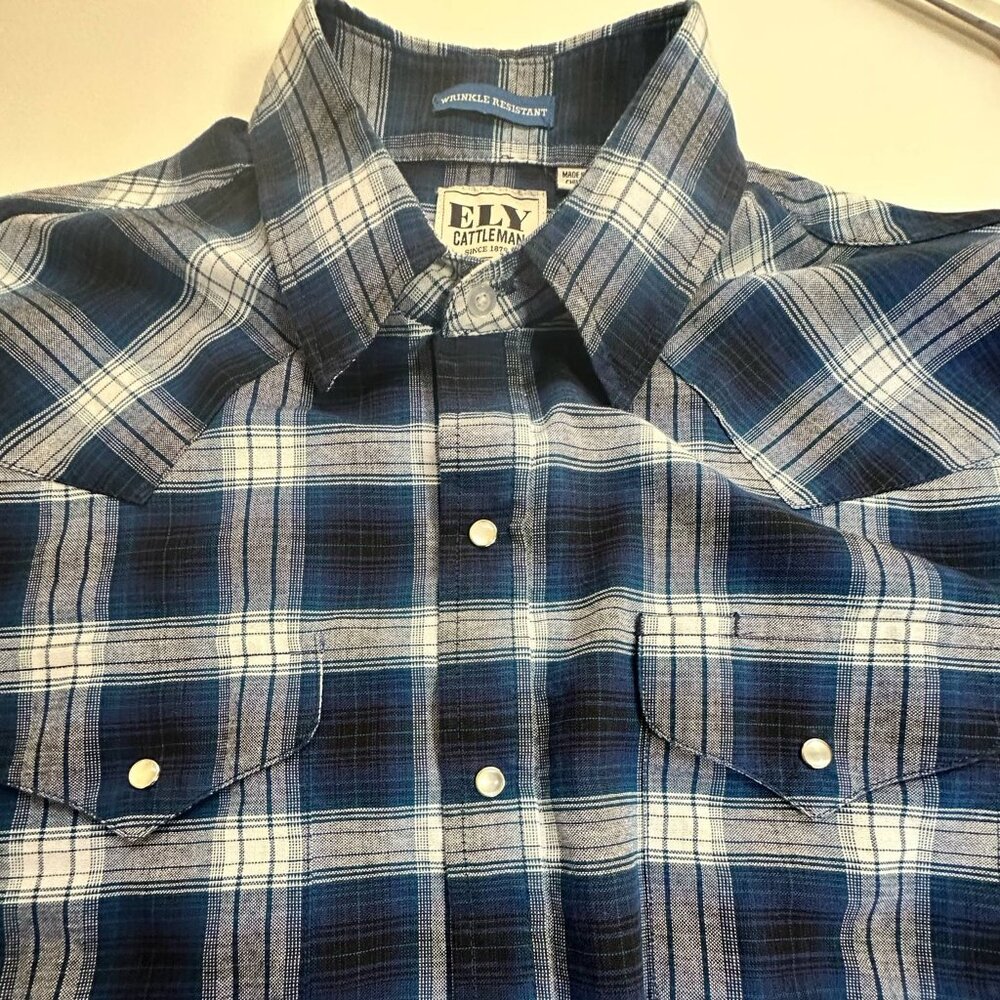 Ely Cattleman Wrinkle Resistant Plaid Western Shirt - Size LT - Picture 2 of 6